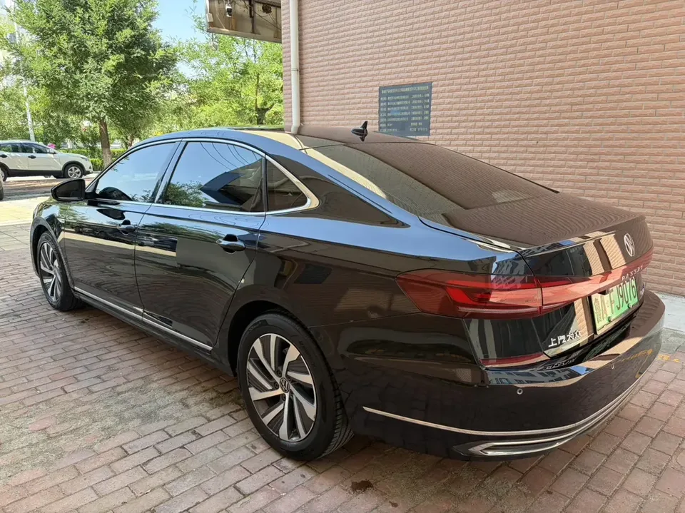Volkswagen Passat PHEV Passat PHEV 2022 430PHEV Hybrid Elite Edition 2022 — thumbnail 4