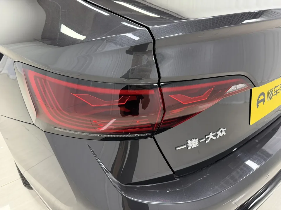 Volkswagen Sagitar Sagitar 2023 200TSI DSG Beyond Edition 2023 — thumbnail 4