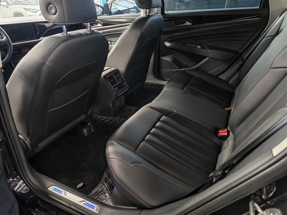 Volkswagen Passat PHEV Passat PHEV 2020 430PHEV Hybrid Elite Edition National V 2022 — thumbnail 5