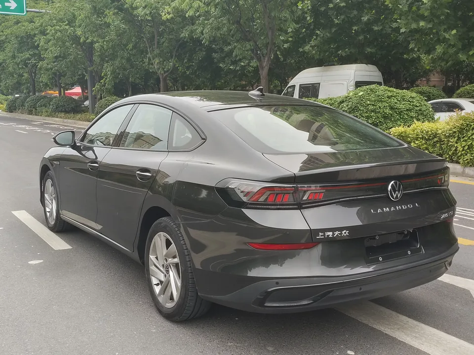 Volkswagen Lamando Lingdu 2023 Lingdu L 280TSI DSG Hot Edition 2026 — thumbnail 5