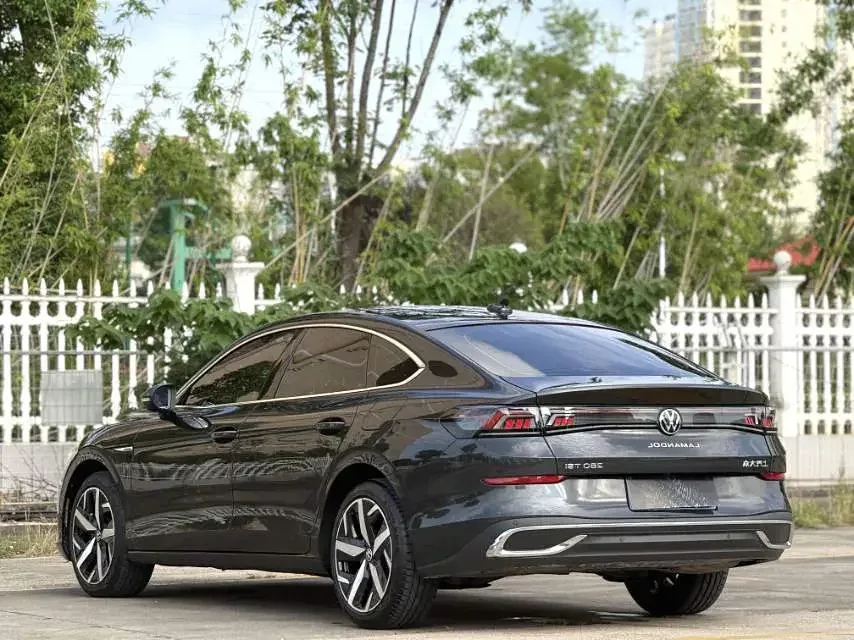 Volkswagen Lamando Lingdu 2023 Lingdu L 280TSI DSG Cool Edition 2026 — thumbnail 2