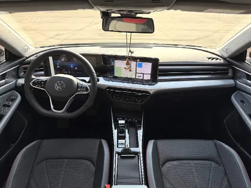 Volkswagen Lamando Lingdu 2023 Lingdu L 280TSI DSG Cool Edition 2026 — thumbnail 3