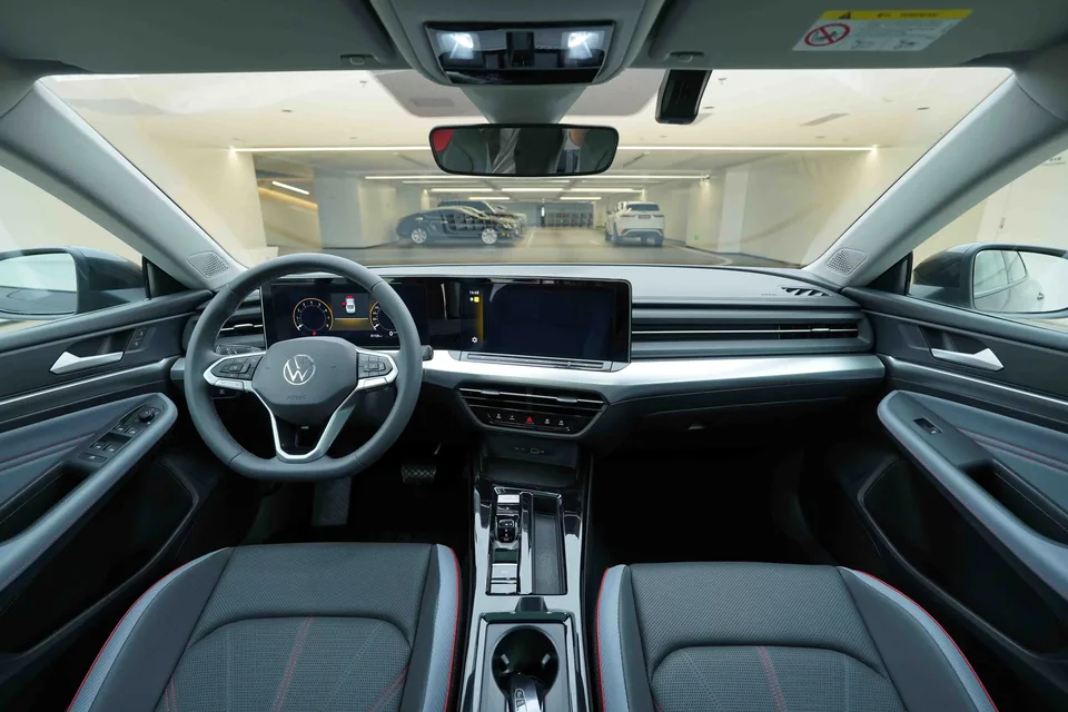 Volkswagen Lamando Lingdu 2024 Lingdu L 280TSI DSG Hot Edition 2024 — thumbnail 3
