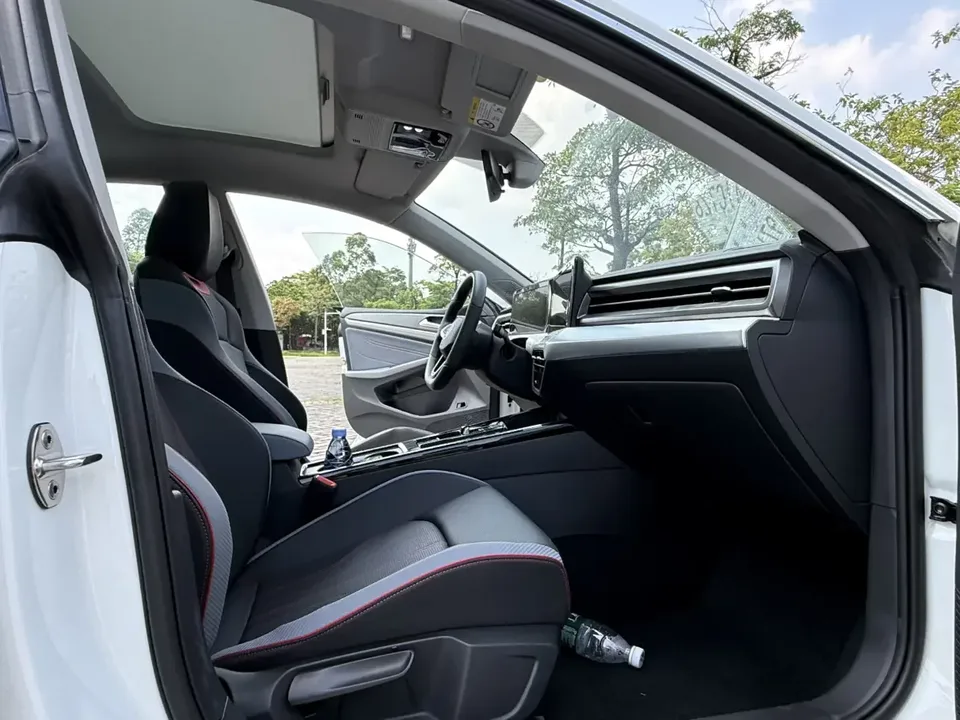 Volkswagen Lamando Lingdu 2025 Lingdu L 280TSI DSG Cool Edition 2024 — thumbnail 4