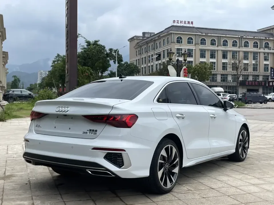 Audi A3 Audi A3 2023 A3L Limousine 35 TFSI Stylish Sports 2023 — thumbnail 2