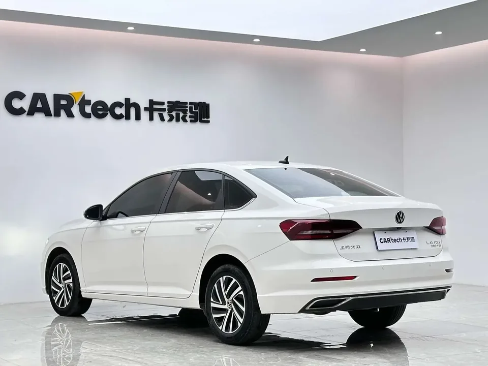 Volkswagen Lavida Lavida 2022 280TSI DSG Comfort Edition 2023 — thumbnail 2