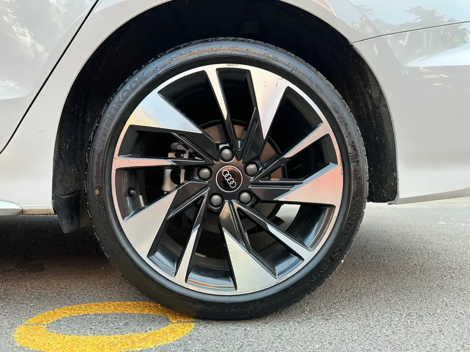 Audi A3 Audi A3 2023 A3L Limousine 35 TFSI facelift: stylish and sporty 2023 — thumbnail 2