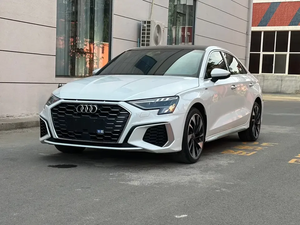 Audi A3 Audi A3 2023 A3L Limousine 35 TFSI facelift: stylish and sporty 2023 — photo 1, buy with delivery to Moscow