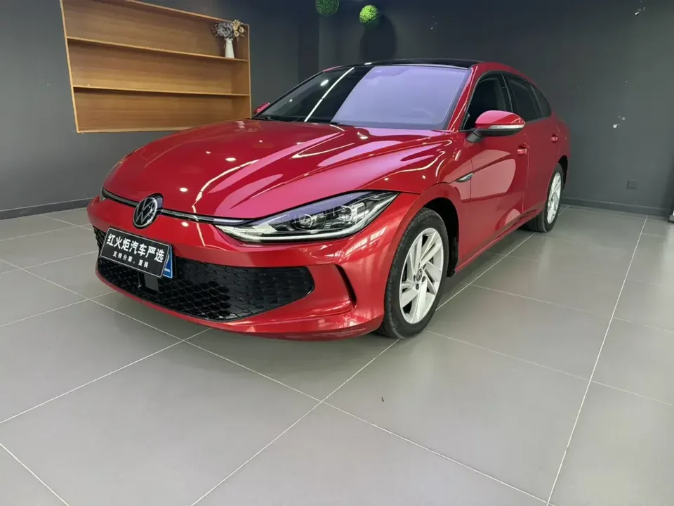 Volkswagen Lamando Lingdu 2022 Lingdu L 280TSI DSG Cool Edition 2023 — photo 1, buy with delivery to Moscow