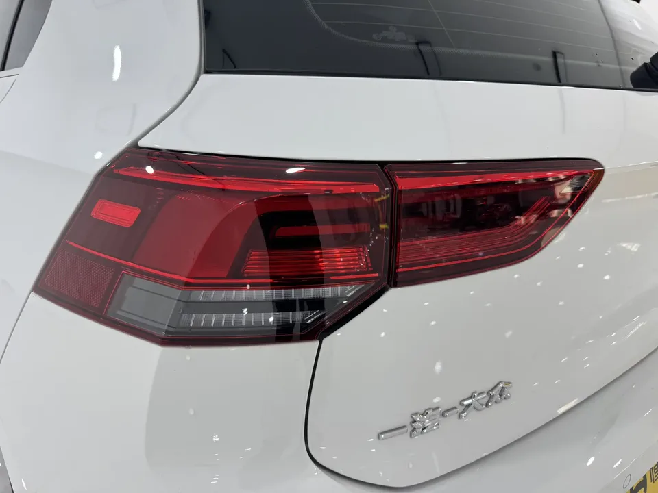 Volkswagen Golf golf 2023 280TSI DSG Pro 2023 — thumbnail 4