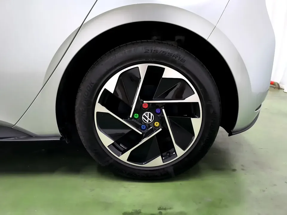 Volkswagen ID.3 Volkswagen ID.3 2024 Outstanding Edition 2024 — thumbnail 3