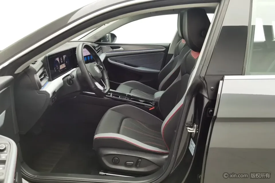 Volkswagen Lamando Lingdu 2022 Lingdu L 280TSI DSG Cool Edition 2023 — миниатюра 5