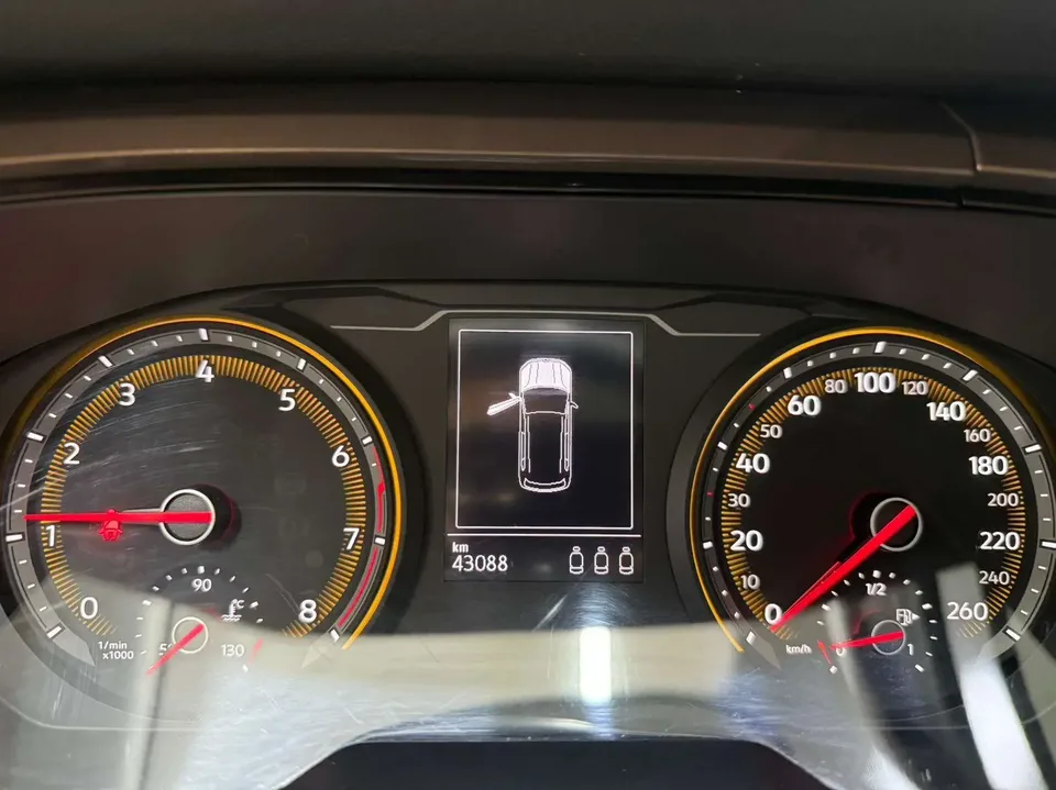 Volkswagen Tharu tuyue 2021 280TSI 2WD Luxury Edition PLUS 2022 — миниатюра 4