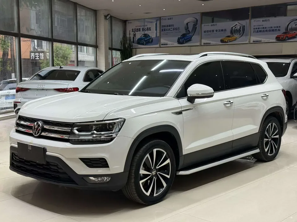 Volkswagen Tharu tuyue 2021 280TSI 2WD Luxury Edition PLUS 2022 — фото 1, купить с доставкой в Москву
