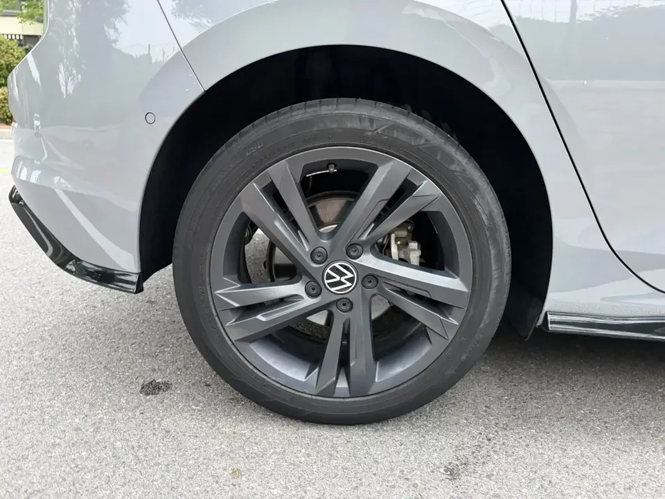 Volkswagen Golf golf 2021 280TSI DSG R-Line 2022 — thumbnail 4