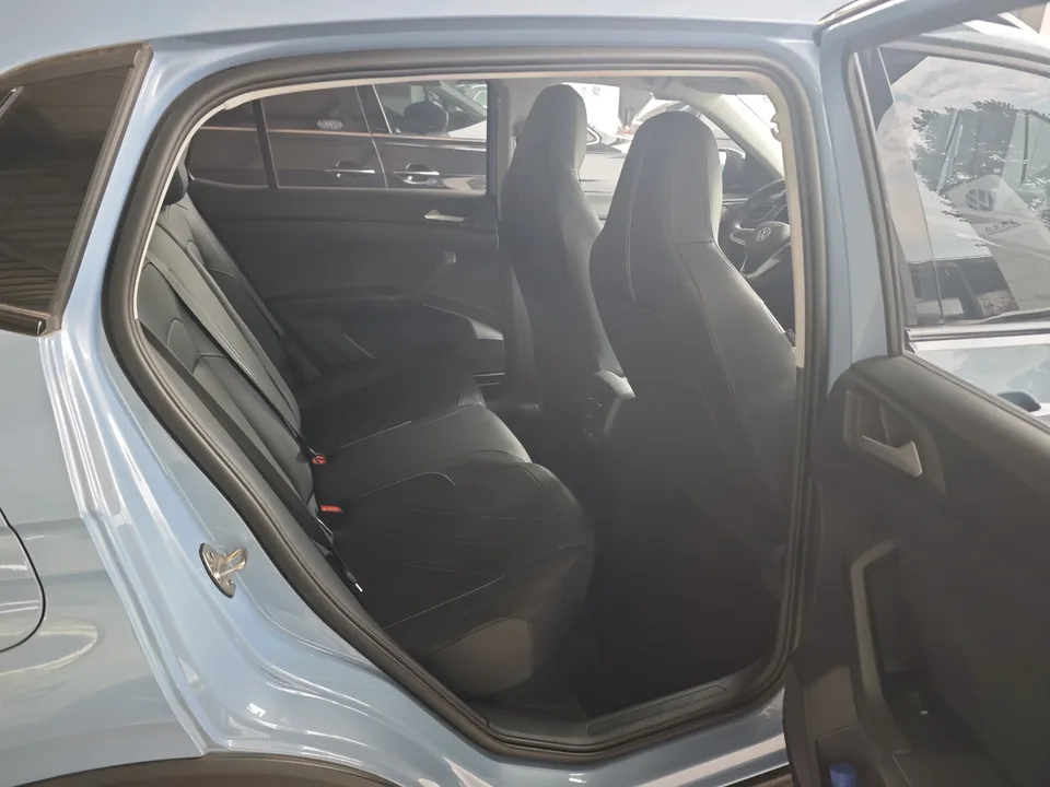 Volkswagen Tharu tuyue 2025 New 300TSI Sharp Edition 2024 — thumbnail 5