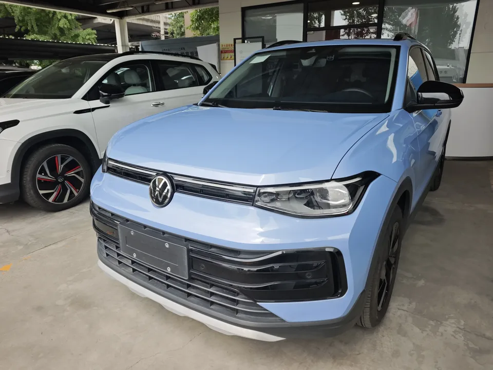 Volkswagen Tharu tuyue 2025 New 300TSI Sharp Edition 2024 — photo 1, buy with delivery to Moscow