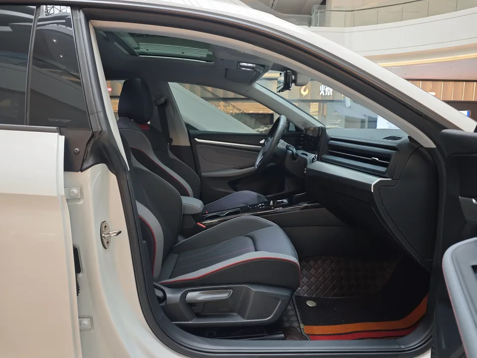 Volkswagen Lamando Lingdu 2025 Lingdu L 280TSI DSG Hot Edition 2024 — thumbnail 4