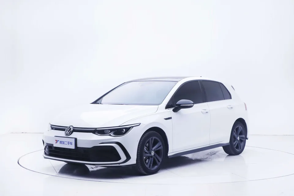 Volkswagen Golf golf 2023 280TSI DSG R-Line Lite 2024 — photo 1, buy with delivery to Moscow