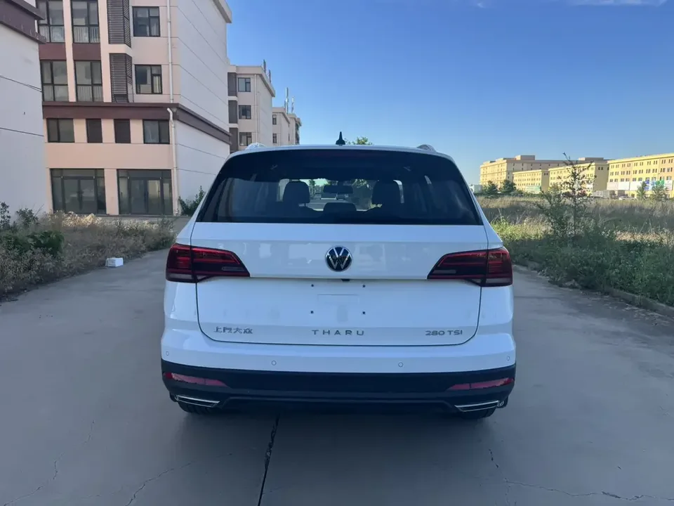 Volkswagen Tharu tuyue 2022 280TSI 2WD Deluxe Edition 2022 — thumbnail 2