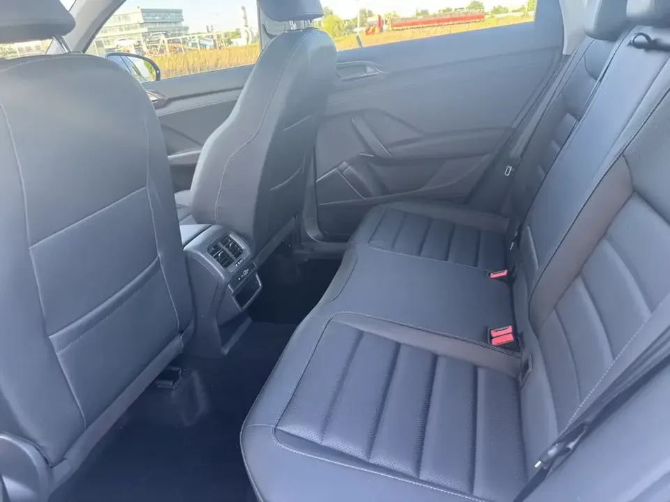 Volkswagen Tharu tuyue 2022 280TSI 2WD Deluxe Edition 2022 — thumbnail 5