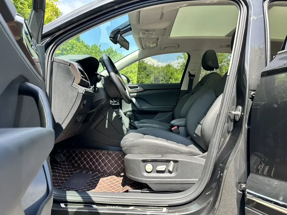 Volkswagen Tharu tuyue 2022 280TSI 2WD Deluxe Edition 2022 — thumbnail 5