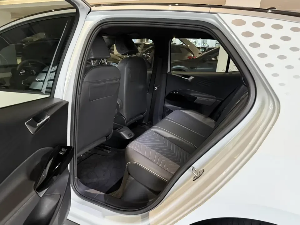 Volkswagen ID.3 Volkswagen ID.3 2023 Upgraded Pure Smart Edition 2023 — thumbnail 3