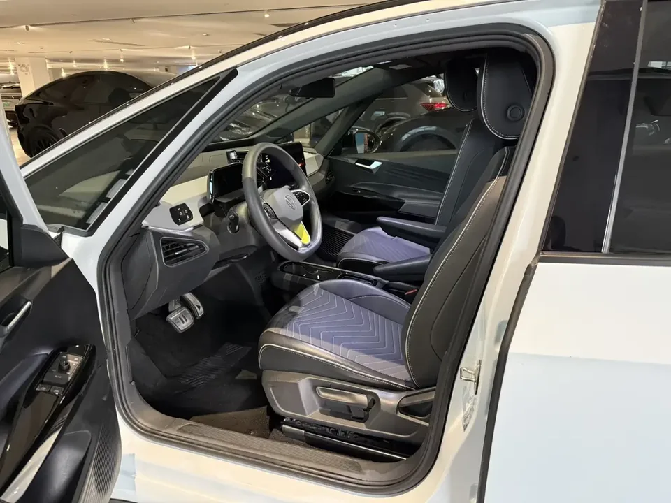 Volkswagen ID.3 Volkswagen ID.3 2023 Upgraded Pure Smart Edition 2023 — thumbnail 5