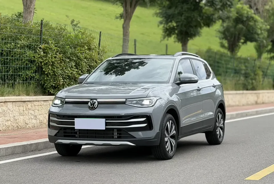 Volkswagen Tharu tuyue 2025 New 1.5L Sharp Edition 2026 — фото 1, купить с доставкой в Москву