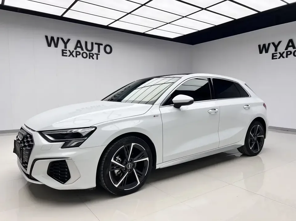 Audi A3 Audi A3 2022 Sportback 35 TFSI Stylish and Elegant 2022 — photo 1, buy with delivery to Moscow