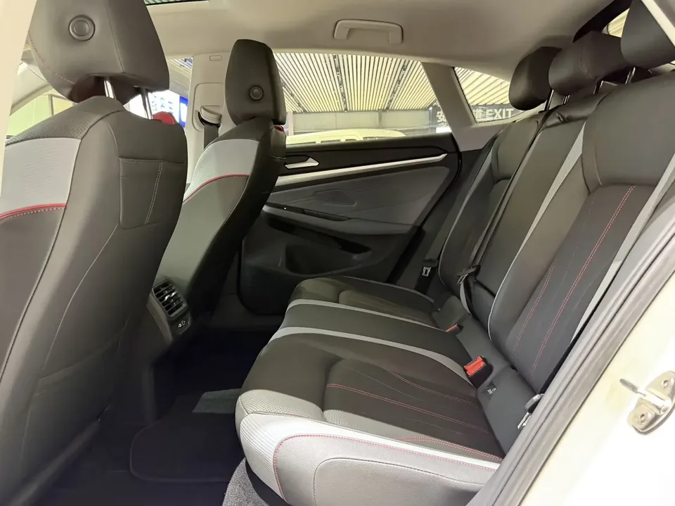 Volkswagen Lamando Lingdu 2024 Lingdu L 280TSI DSG Hot Edition 2024 — thumbnail 3
