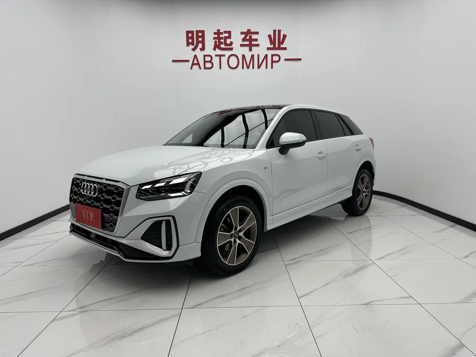 Audi Q2L Audi Q2L 2022 35 TFSI Stylish Dynamic 2022 — photo 1, buy with delivery to Moscow