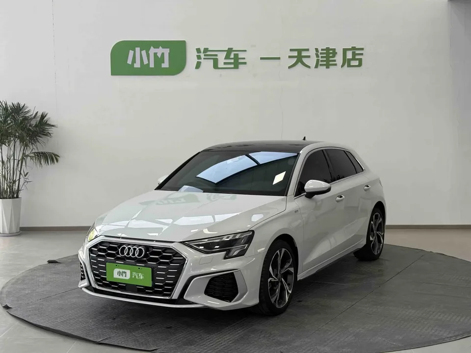 Audi A3 Audi A3 2023 Sportback 35 TFSI Stylish and sporty 2022 — photo 1, buy with delivery to Moscow