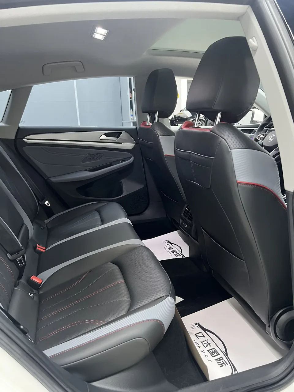 Volkswagen Lamando Lingdu 2023 Lingdu L 280TSI DSG Cool Edition 2023 — thumbnail 5
