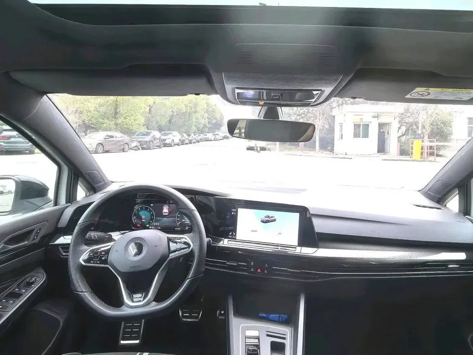 Volkswagen Golf golf 2021 280TSI DSG R-Line 2023 — миниатюра 2