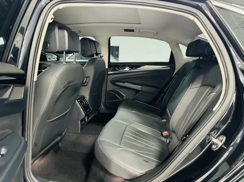 Volkswagen Passat Passat 2024 380TSI Star Elite Edition 2023 — thumbnail 3