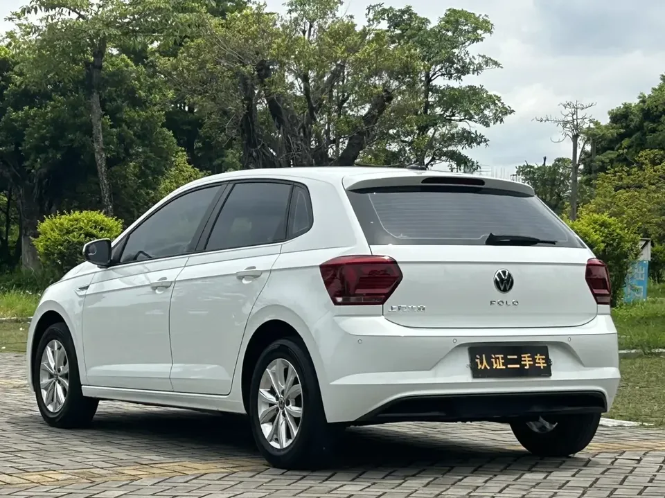 Volkswagen Polo Polo 2023 Plus 1.5L Automatic Colorful Technology Edition 2023 — thumbnail 2