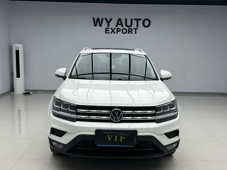 Volkswagen Tharu tuyue 2021 280TSI 2WD Comfort Edition 2022 — photo 1, buy with delivery to Moscow