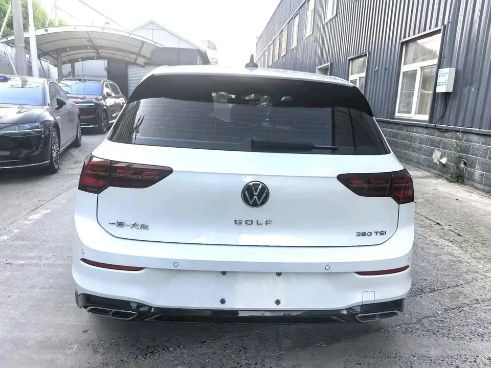 Volkswagen Golf golf 2023 280TSI DSG R-Line facelift 2023 — thumbnail 2