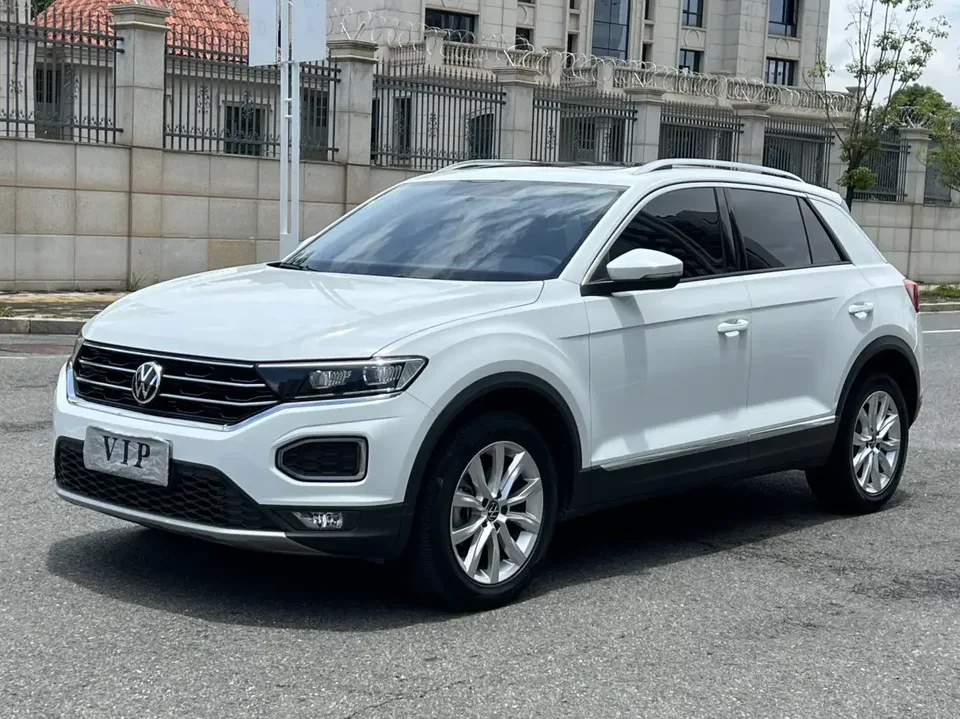 Volkswagen T-Roc TANG 2022 280TSI DSG 2WD Elite PLUS 2022 — photo 1, buy with delivery to Moscow