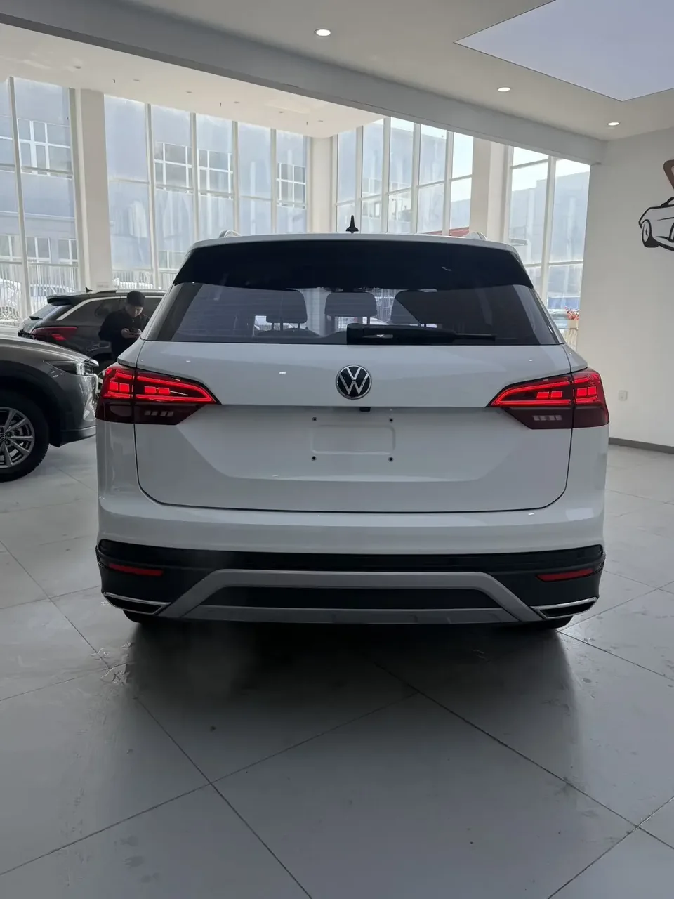 Volkswagen Tayron Tanyue 2022 280TSI 2WD Luxury Smart Edition 2022 — thumbnail 4
