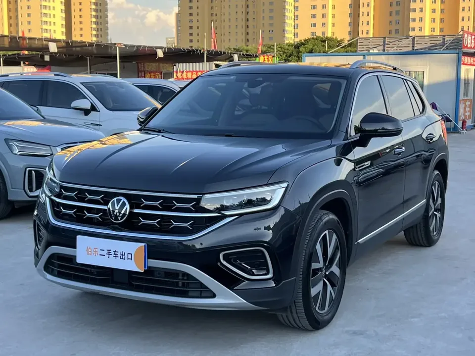 Volkswagen Tayron Tanyue 2023 280TSI 2WD Luxury Plus Advanced Edition 2023 — photo 1, buy with delivery to Moscow