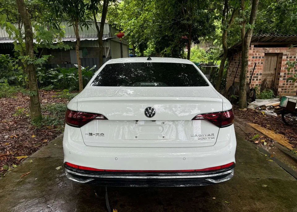 Volkswagen Sagitar Sagitar 2023 280TSI DSG Beyond Edition 2023 — thumbnail 2