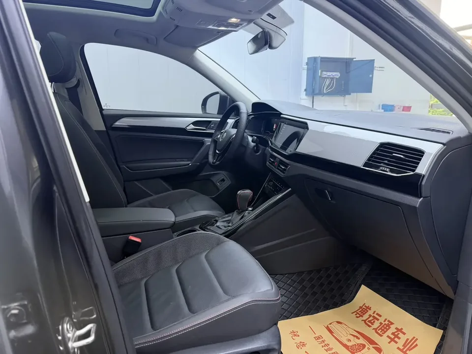 Volkswagen Tayron Tanyue 2022 280TSI 2WD Luxury Smart Edition 2022 — thumbnail 3