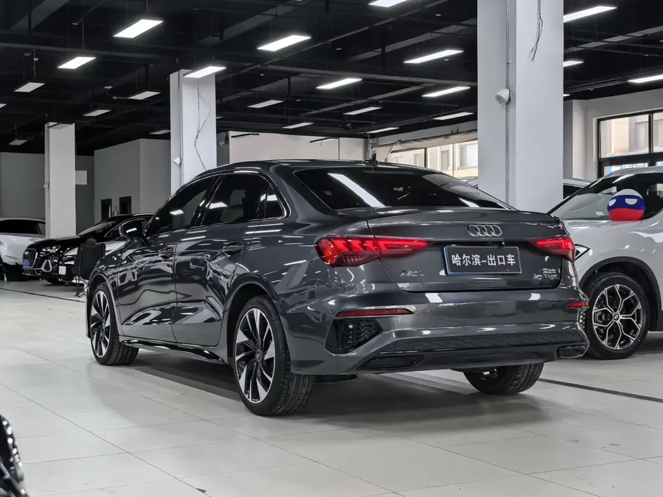 Audi A3 Audi A3 2023 A3L Limousine 35 TFSI facelift: stylish and sporty 2023 — миниатюра 2