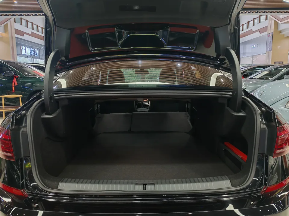 Volkswagen Passat PHEV Passat PHEV 2023 430PHEV Hybrid Business Edition 2023 — thumbnail 3