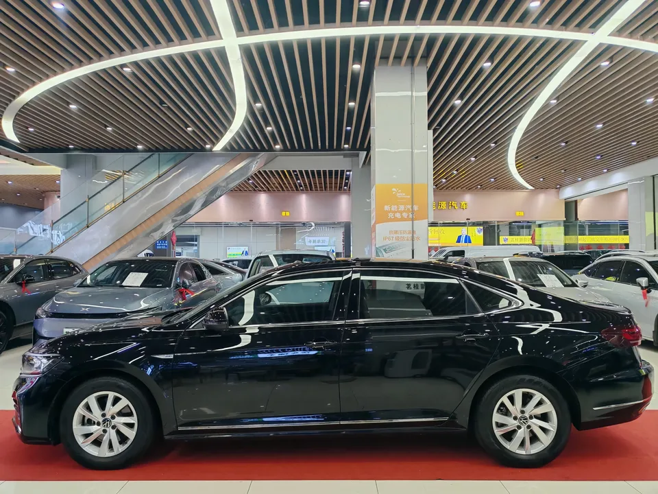 Volkswagen Passat PHEV Passat PHEV 2023 430PHEV Hybrid Business Edition 2023 — thumbnail 4