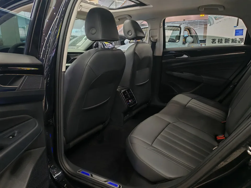 Volkswagen Passat PHEV Passat PHEV 2023 430PHEV Hybrid Business Edition 2023 — thumbnail 5