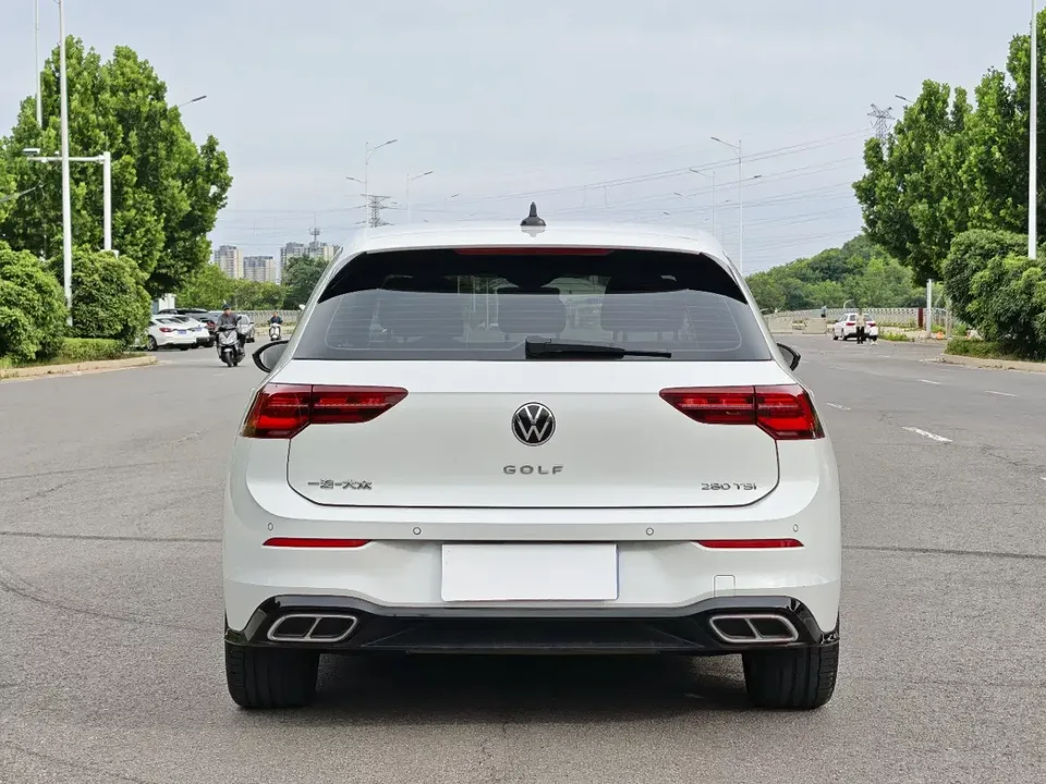 Volkswagen Golf golf 2021 280TSI DSG R-Line 2022 — thumbnail 2