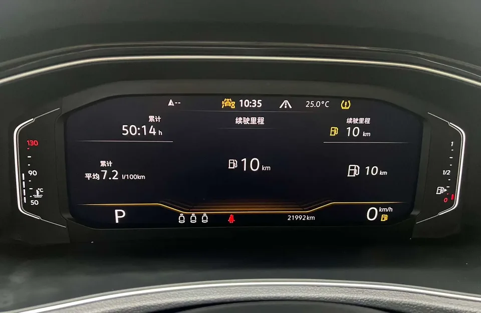 Volkswagen T-Roc TANG 2022 280TSI DSG 2WD Comfort PLUS 2022 — миниатюра 4